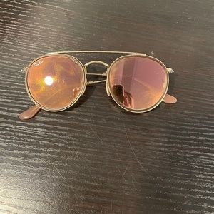 ROSE GOLD RAYBAN